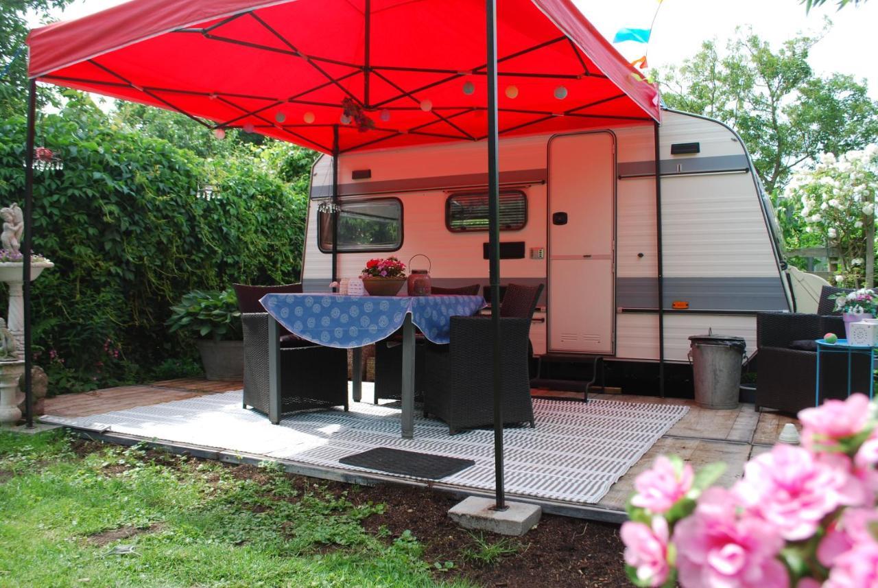 B&B Oeland Caravan "Juf Jansen" Ottoland Dış mekan fotoğraf
